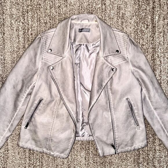 Bagatelle Women's Full Zip Faux Leather Tan Motorcycle Jacket Size XL - Picture 7 of 13